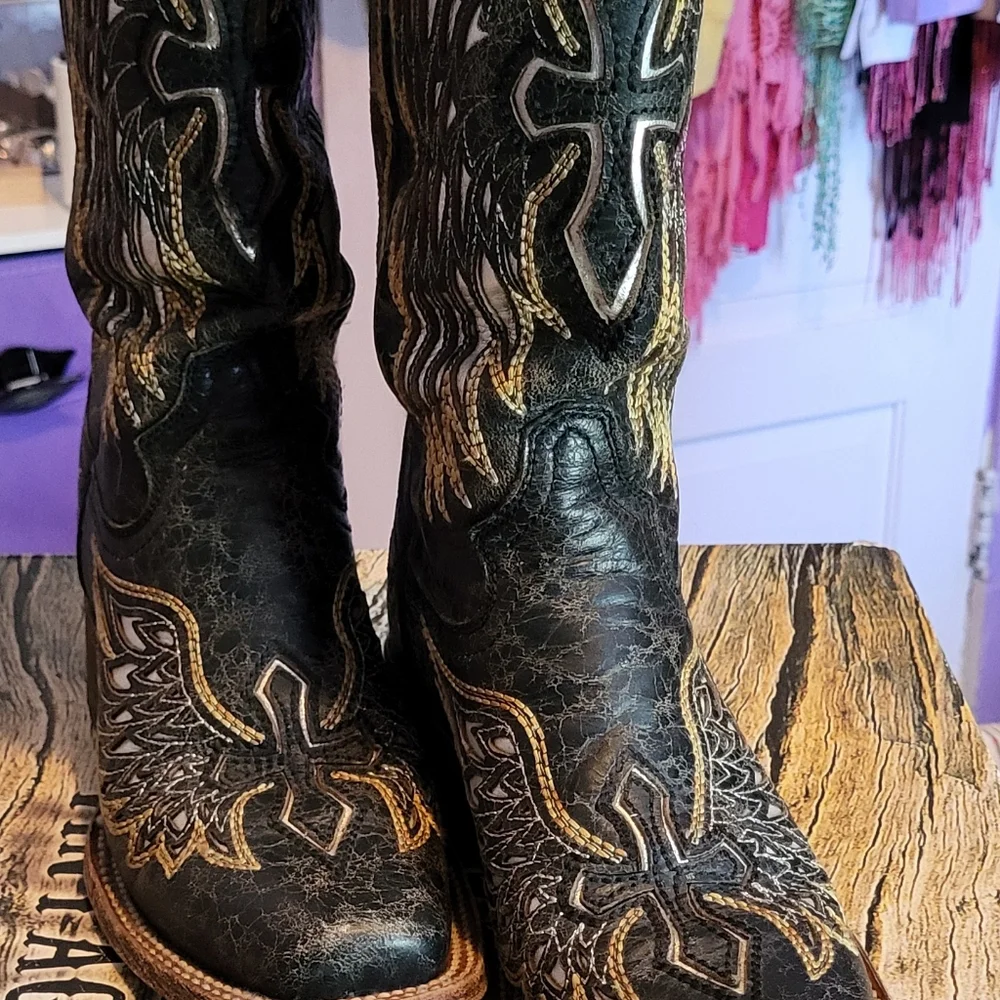 Corral Black and Gold Heeled Boots - Picture 2 of 2